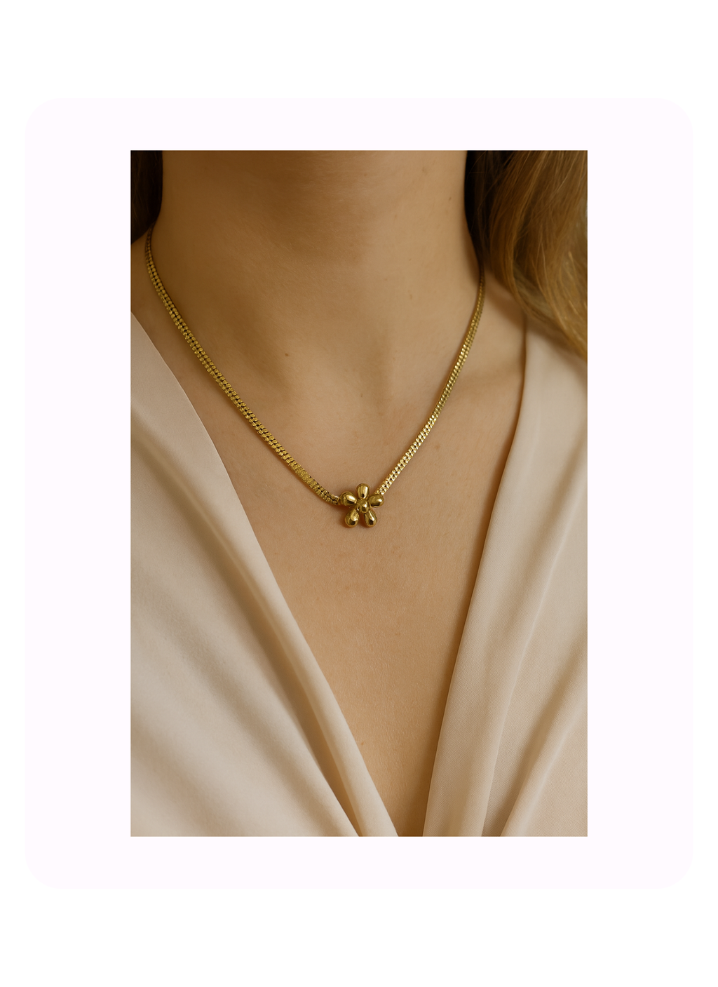 Bloom Petite Necklace