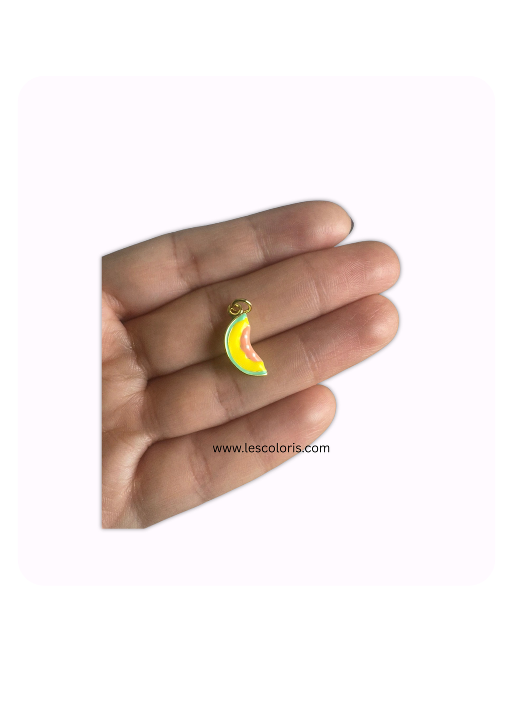 Minimalist fruit collection