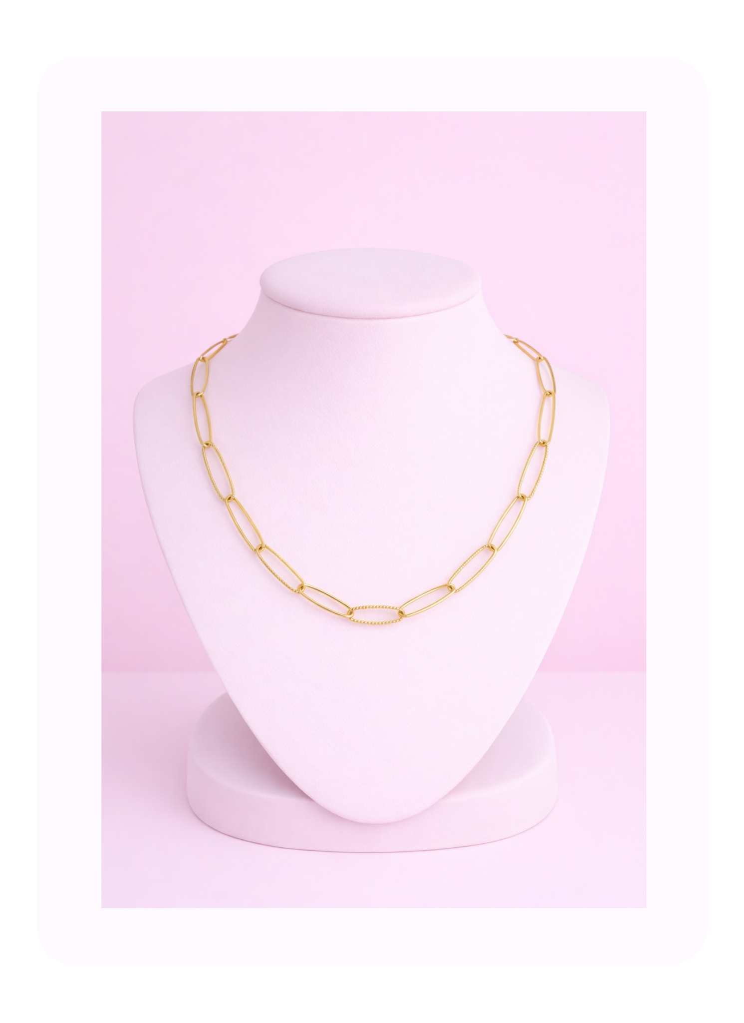 Élise Link Necklaces