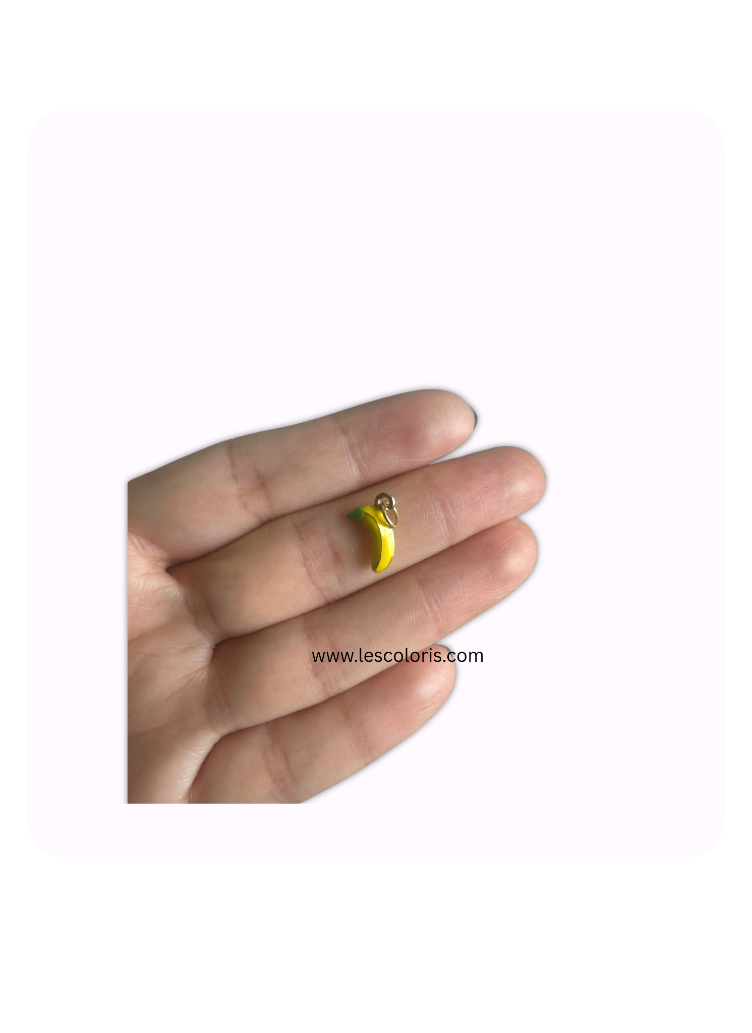 Minimalist fruit collection